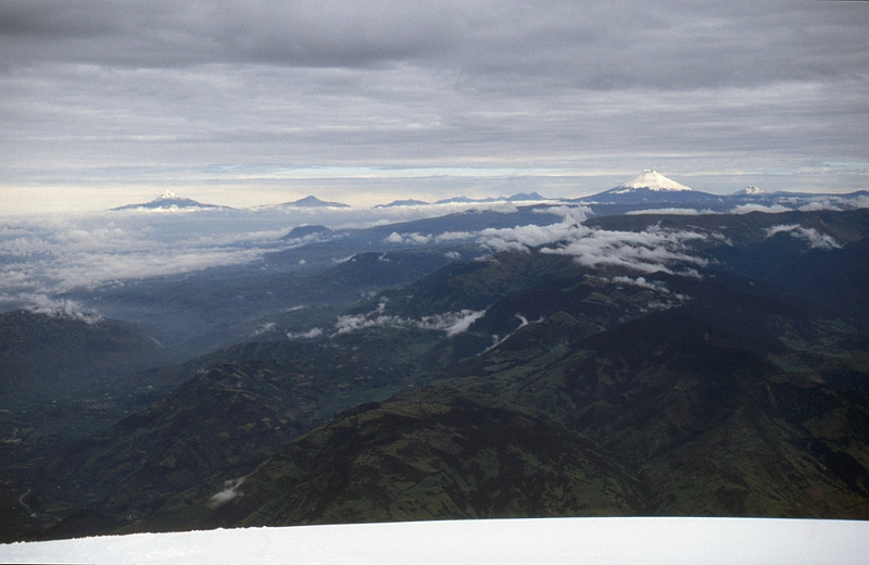 586_Uitzicht vanaf de top van de Tungurahua (5023 m).jpg